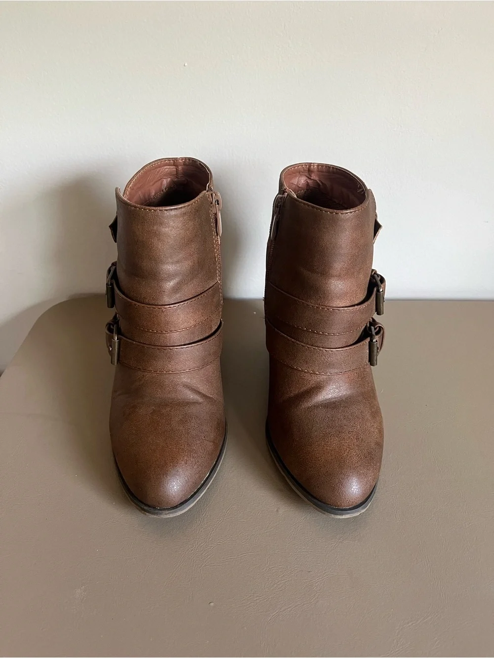 N/A stylish brown